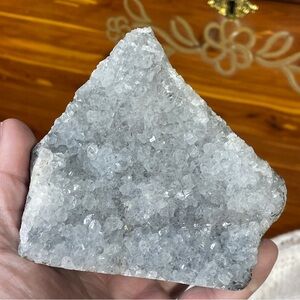 Cut base amethyst crystal cluster from Brazil